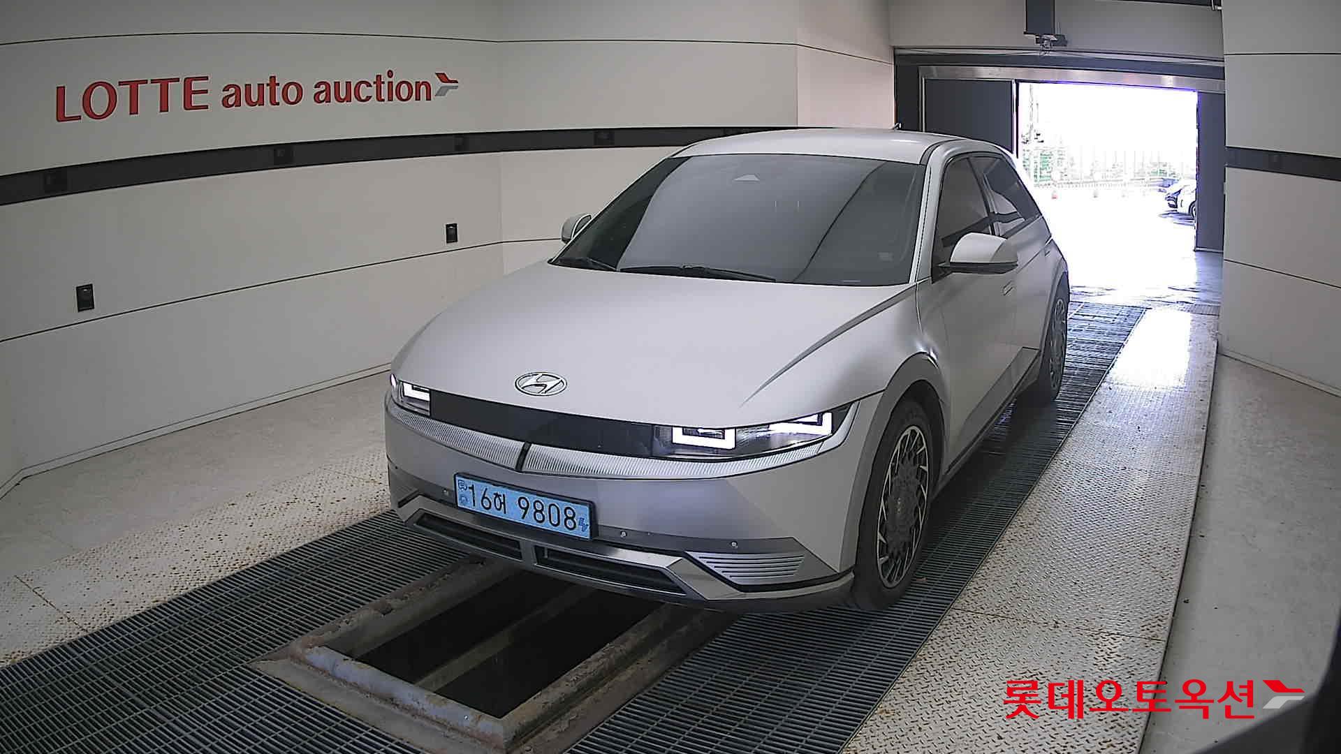 Hyundai IONIQ 5 2022 Gravity Gold Mat из Кореи