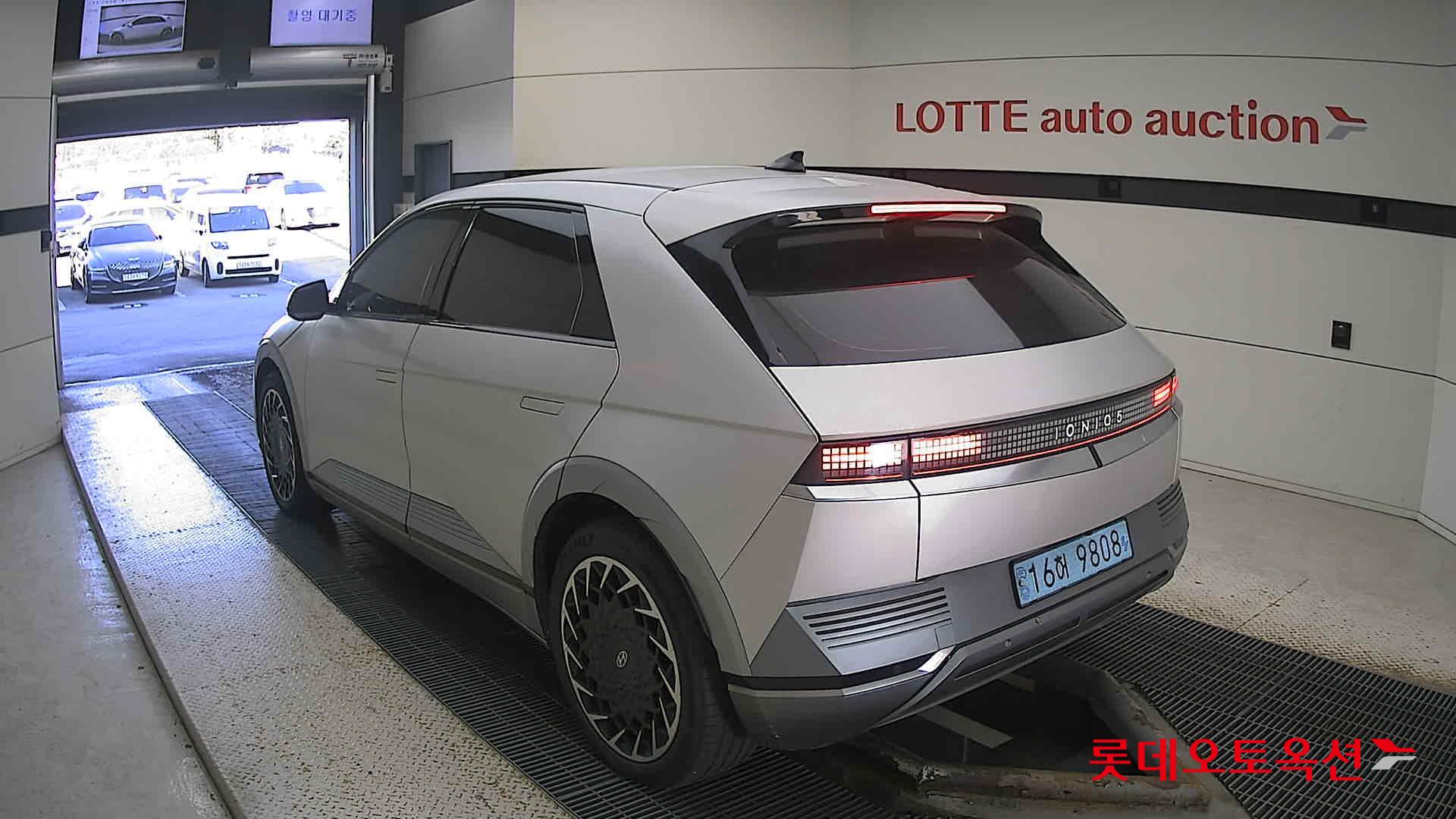 Hyundai IONIQ 5 2022 Gravity Gold Mat из Кореи, фото 6