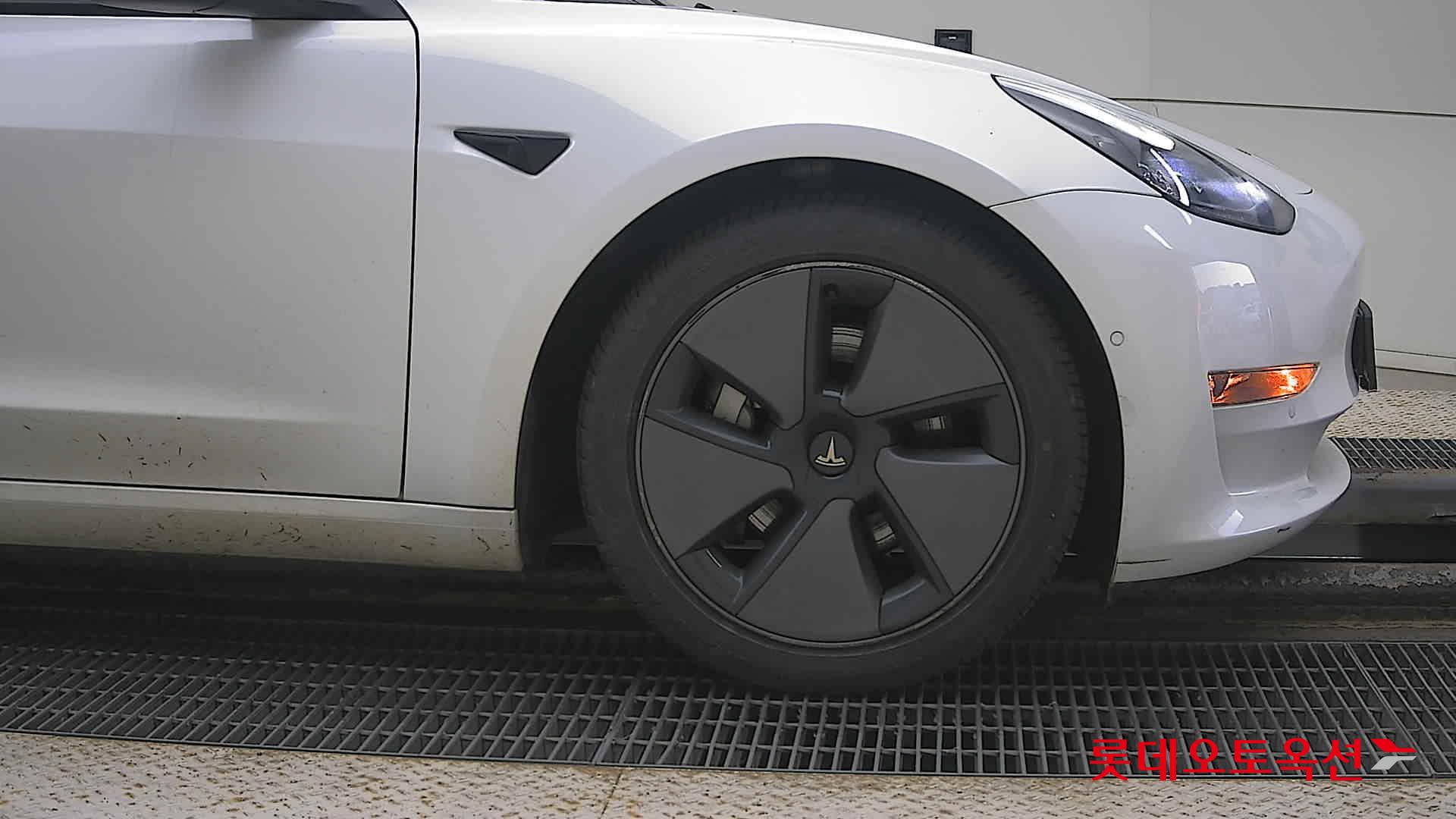 Tesla Model 3 Long Range id 3446790 из Кореи 23