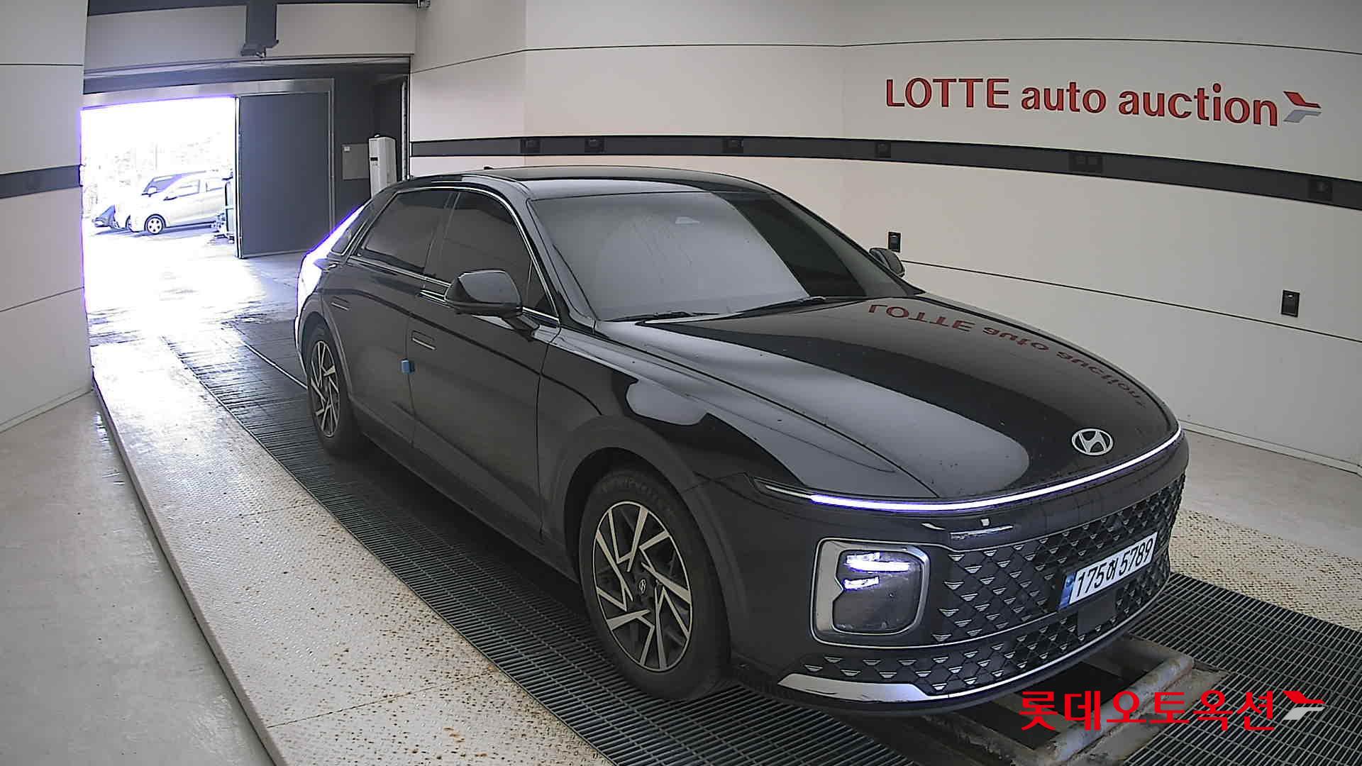 Hyundai Grandeur Hybrid 2023 Abyss Black Pearl из Кореи, фото 2