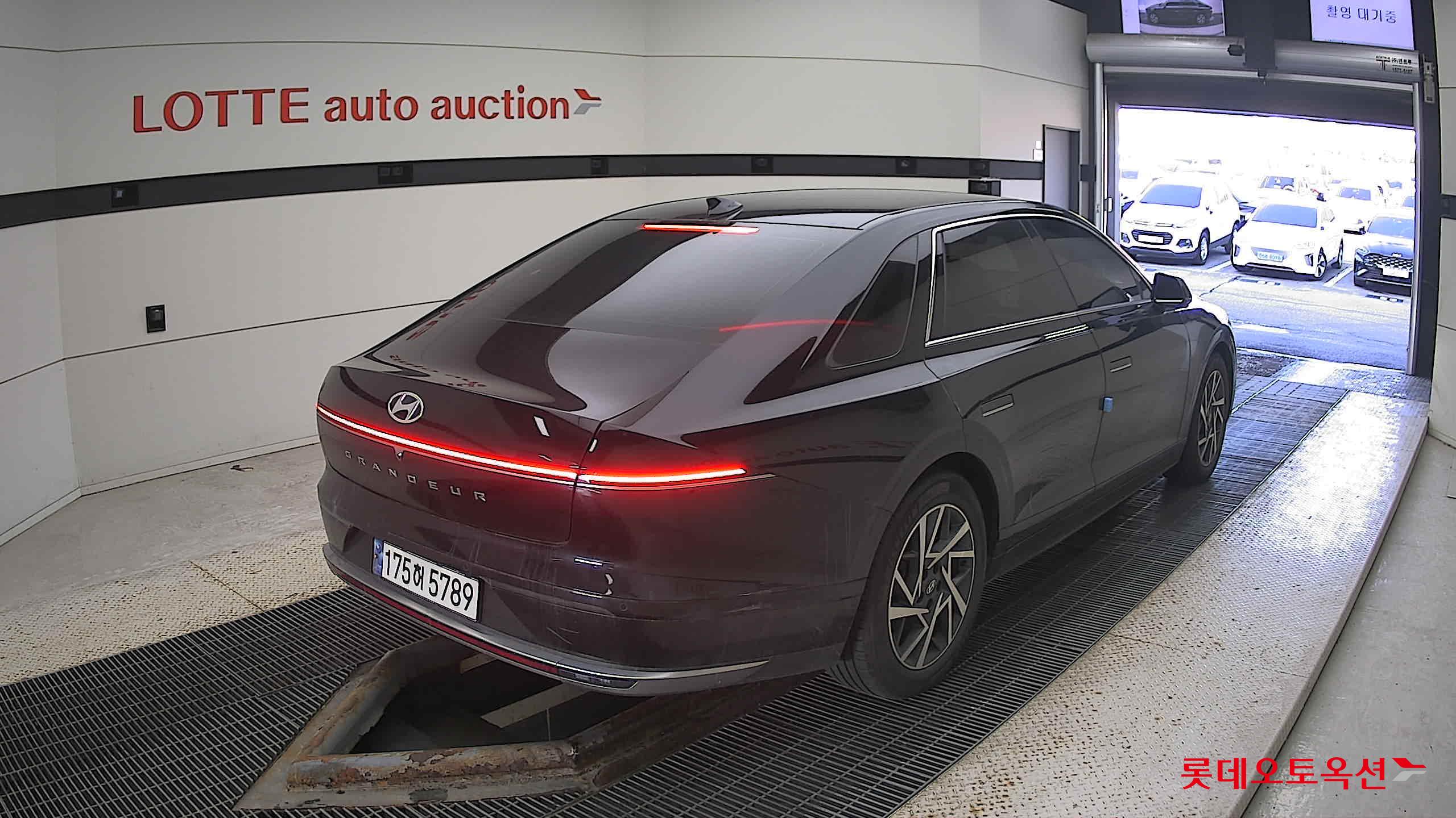 Hyundai Grandeur Hybrid 2023 Abyss Black Pearl из Кореи, фото 4