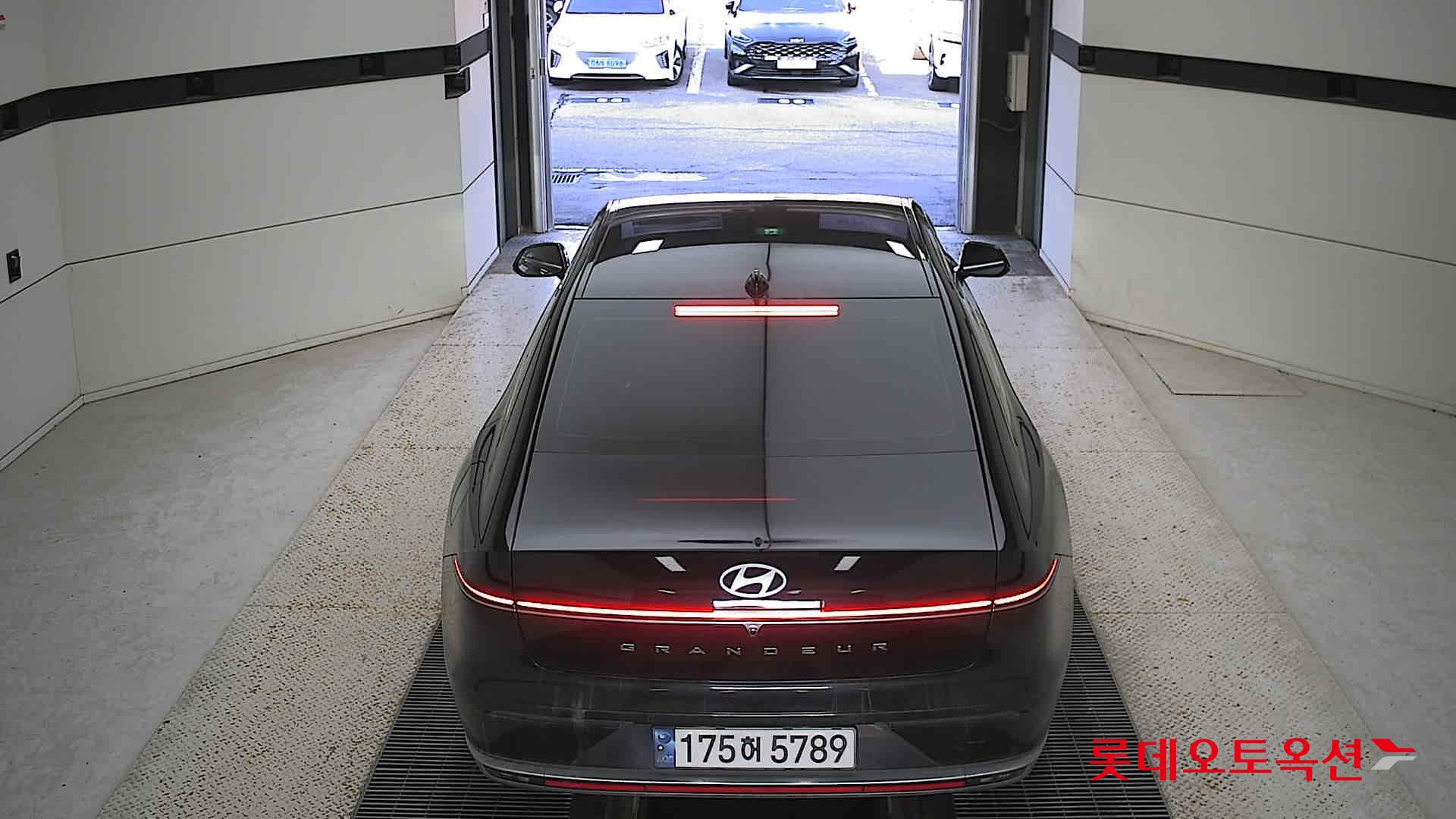 Hyundai Grandeur Hybrid 2023 Abyss Black Pearl из Кореи, фото 5