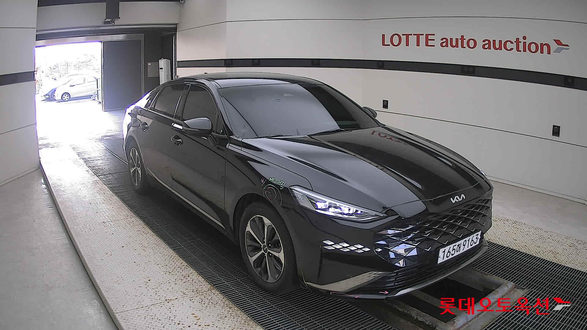 Kia K8 Hybrid 2022 Aurora Black Pearl из Кореи, фото 2