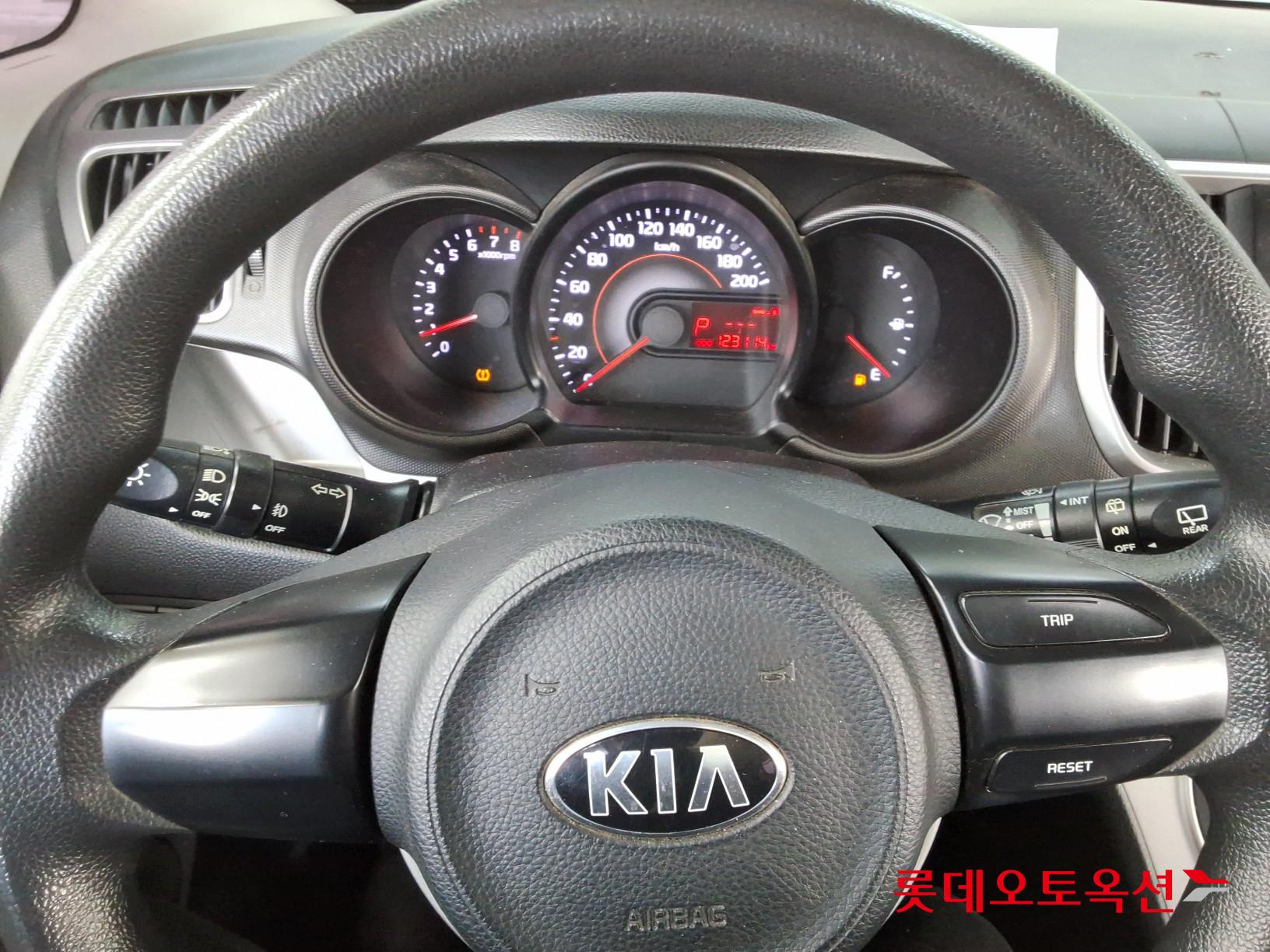 Kia Ray id 3466780 из Кореи 29