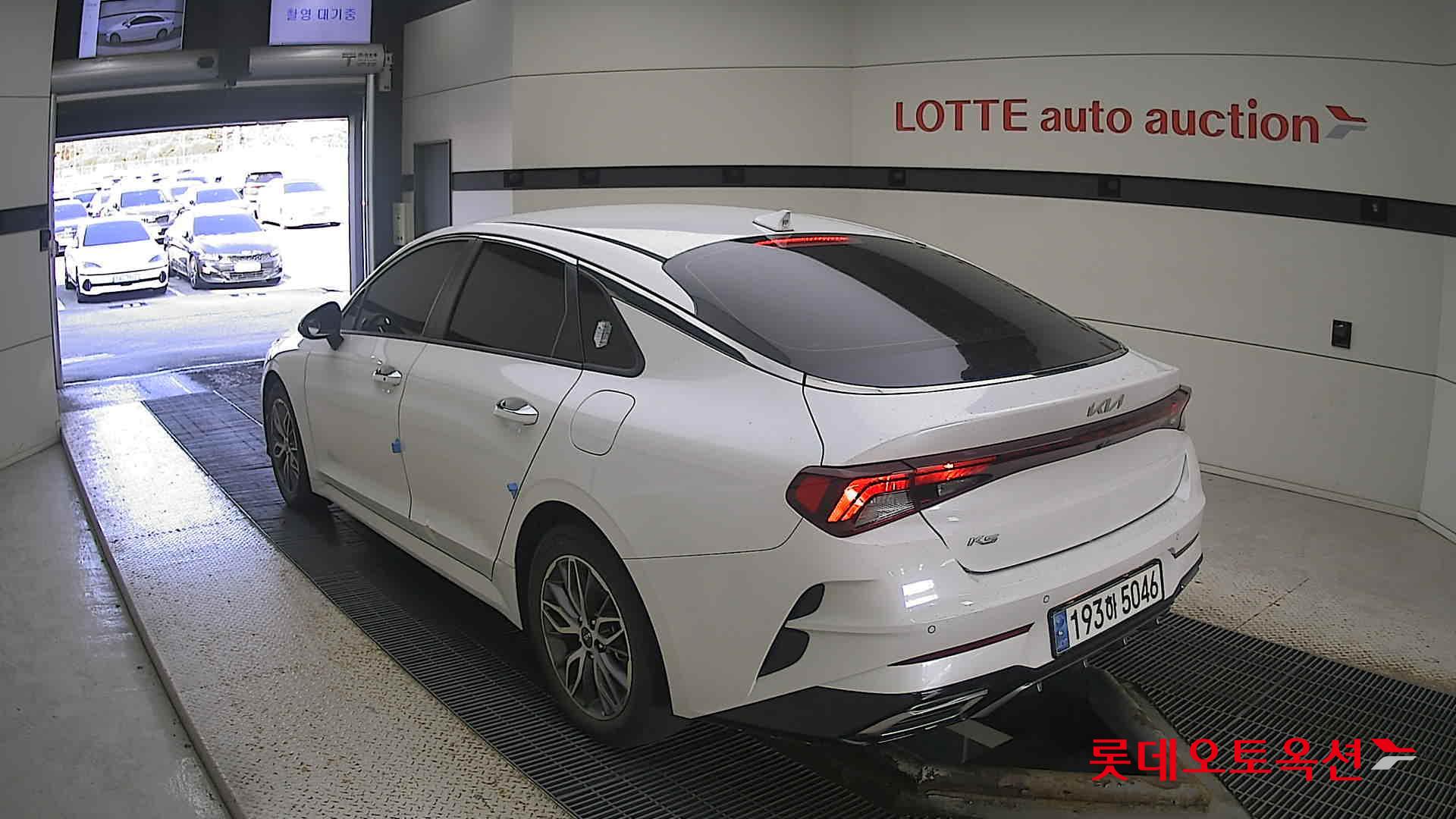 Kia K5 2022 Snow White Pearl (optional) из Кореи, фото 6