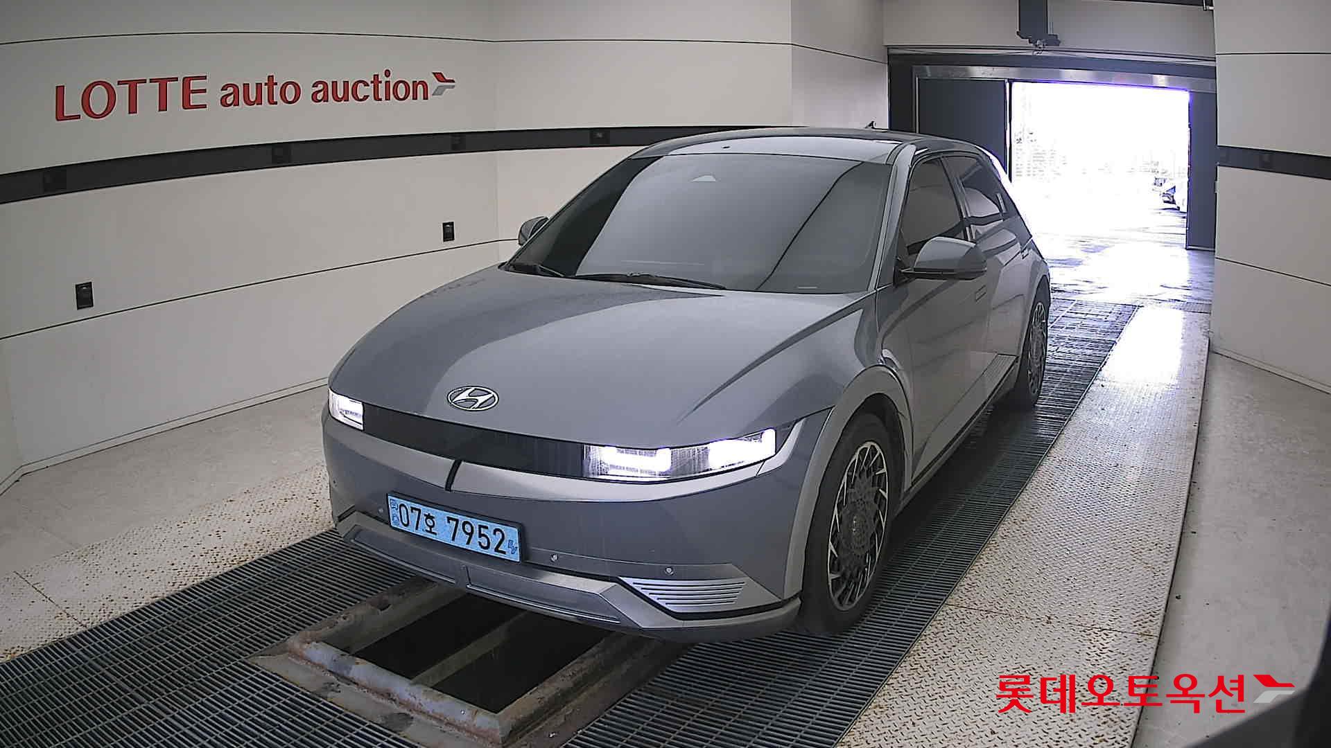 Hyundai IONIQ 5 2022 Galactic Grey Metallic из Кореи