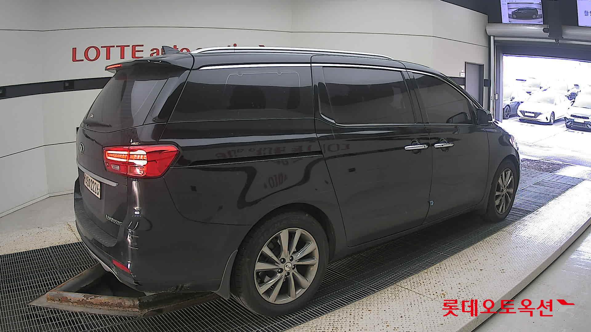 Kia Carnival Limousine id 3441815 из Кореи 19