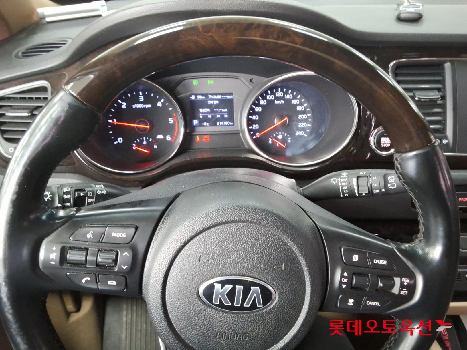 Kia Carnival Limousine id 3441815 из Кореи 29