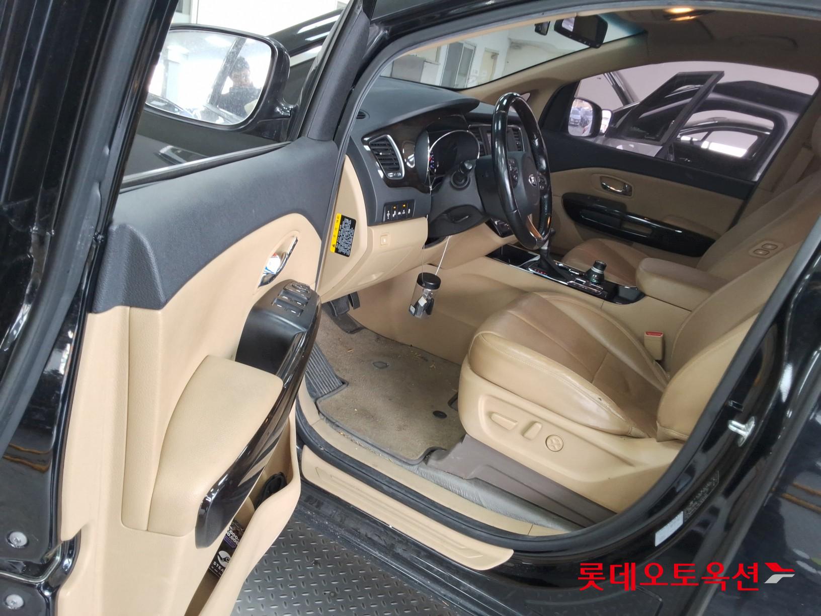 Kia Carnival Limousine id 3441815 из Кореи 35