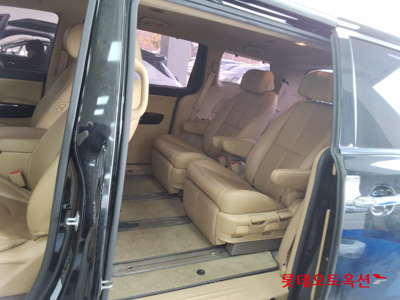 Kia Carnival Limousine id 3441815 из Кореи 36