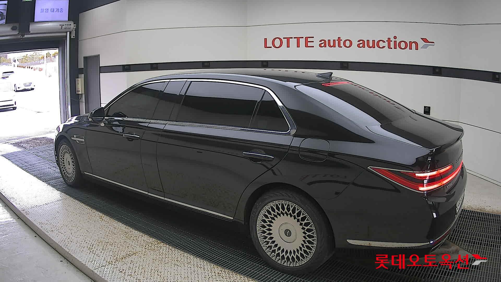 Hyundai G90 LIMOUSINE id 3436622 из Кореи 10