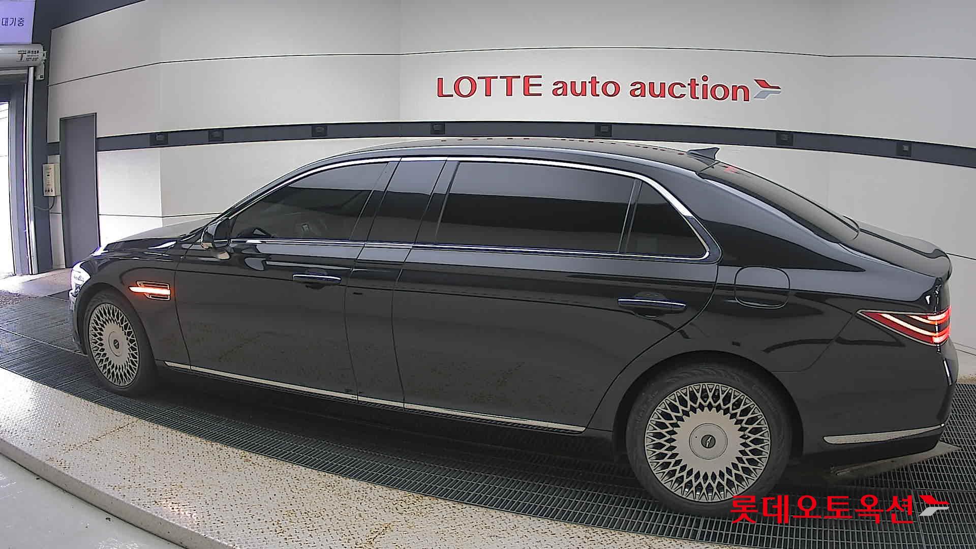 Hyundai G90 LIMOUSINE id 3436622 из Кореи 11