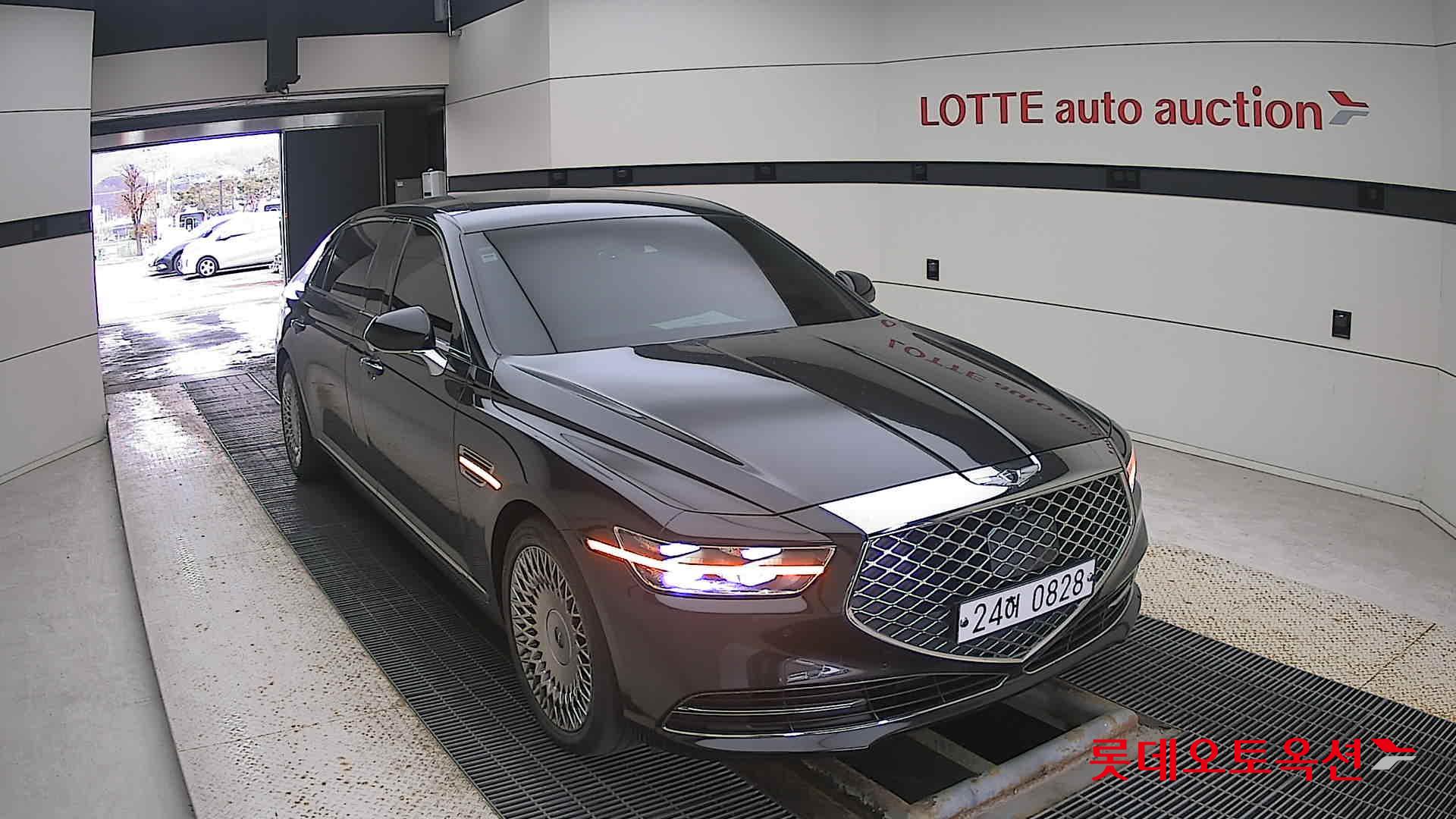 Hyundai G90 LIMOUSINE id 3436622 из Кореи 15