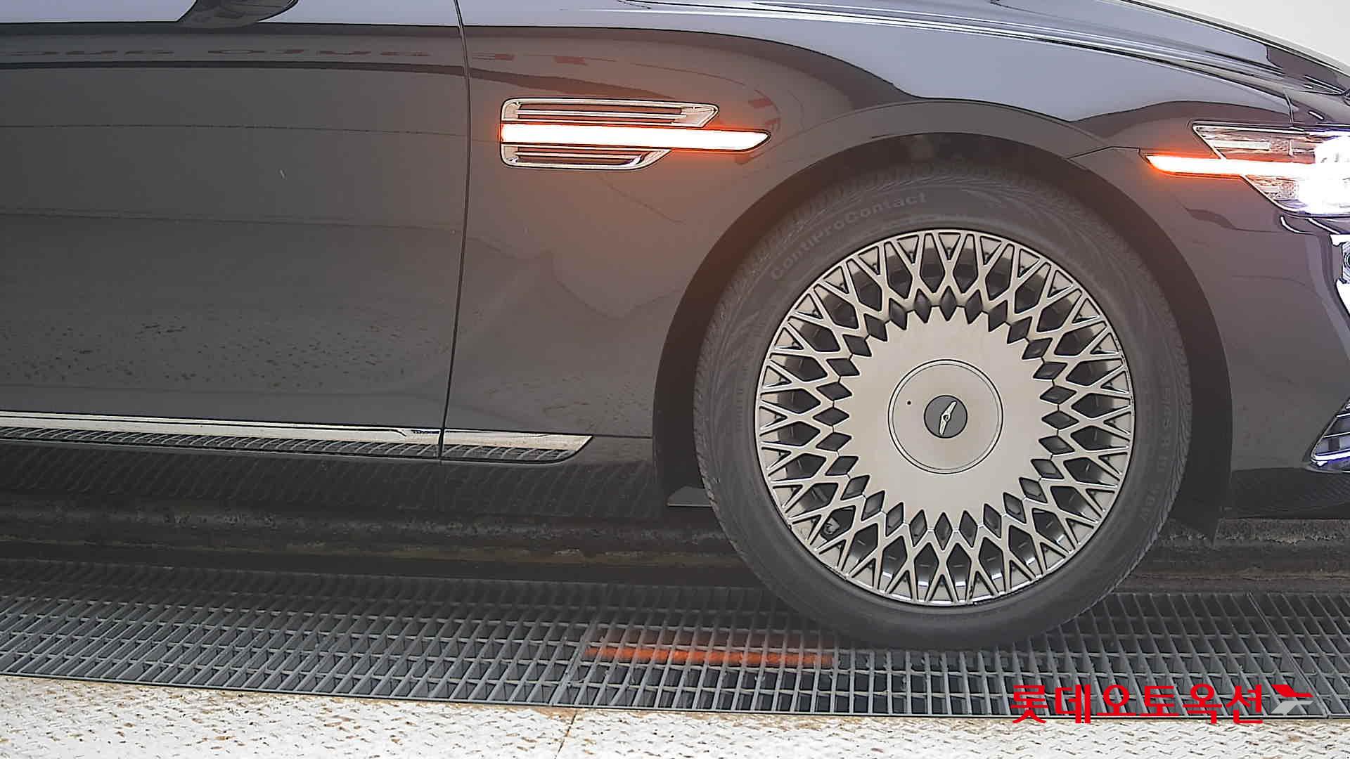 Hyundai G90 LIMOUSINE id 3436622 из Кореи 23