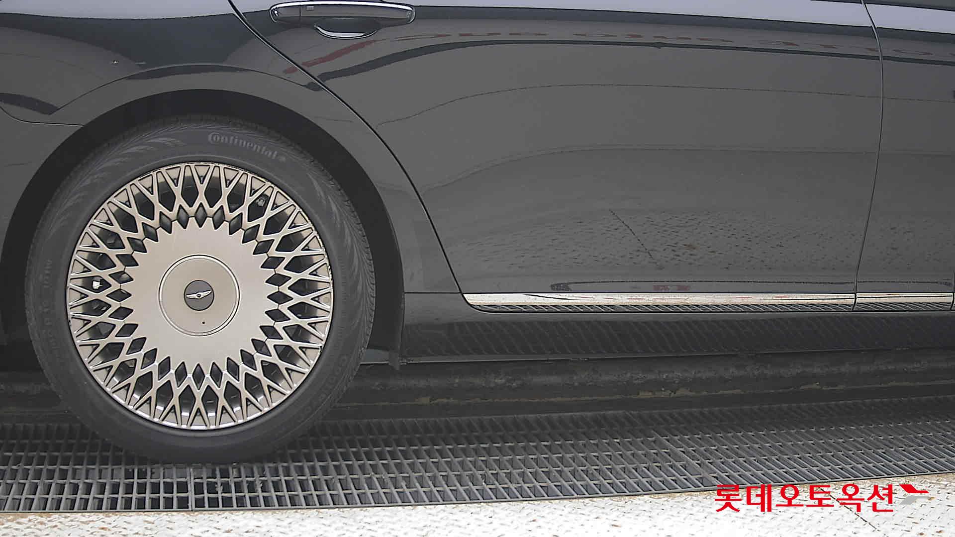 Hyundai G90 LIMOUSINE id 3436622 из Кореи 24