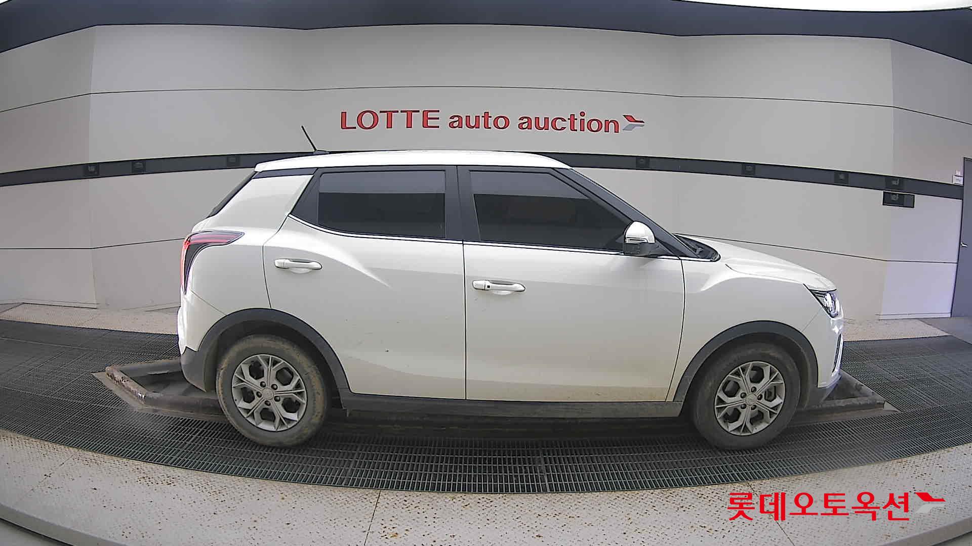 SsangYong Tivoli 2021 Grand White из Кореи, фото 3