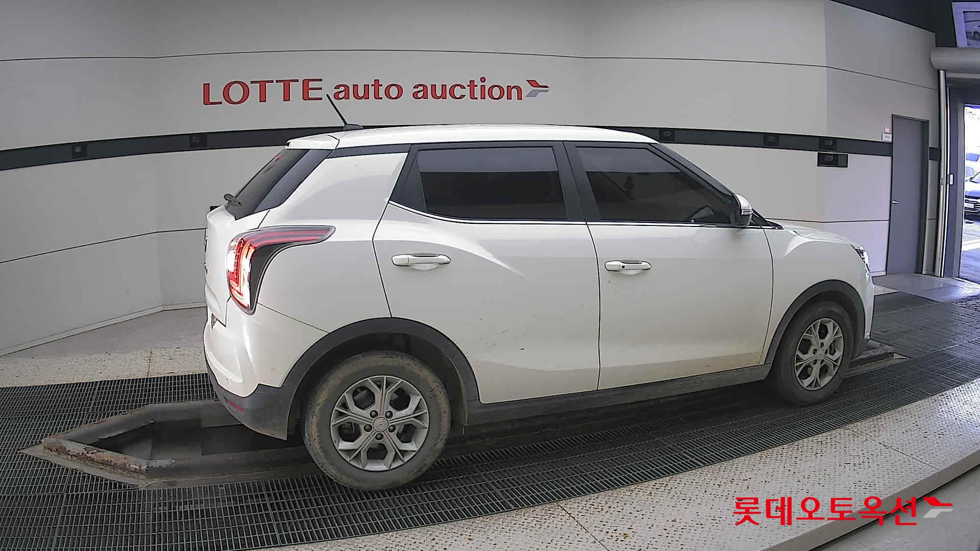 SsangYong Tivoli id 3441827 из Кореи 18