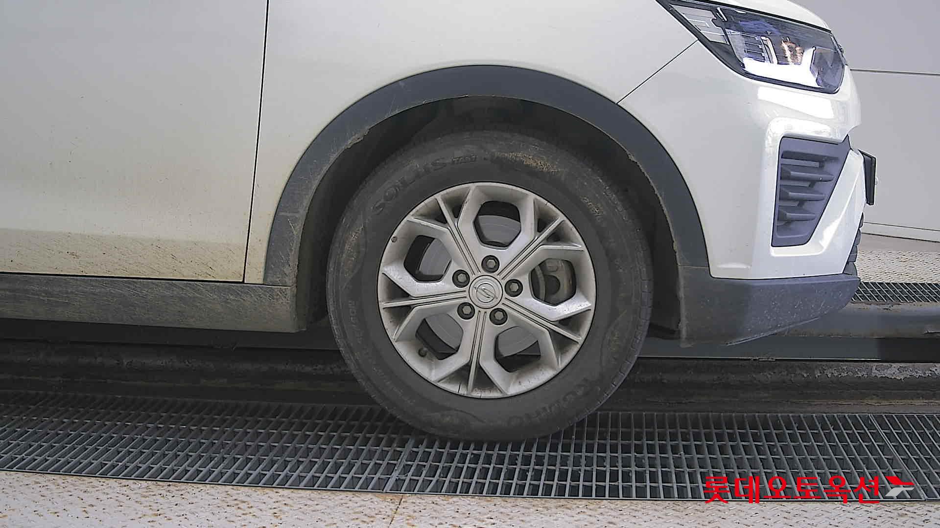 SsangYong Tivoli id 3441827 из Кореи 23