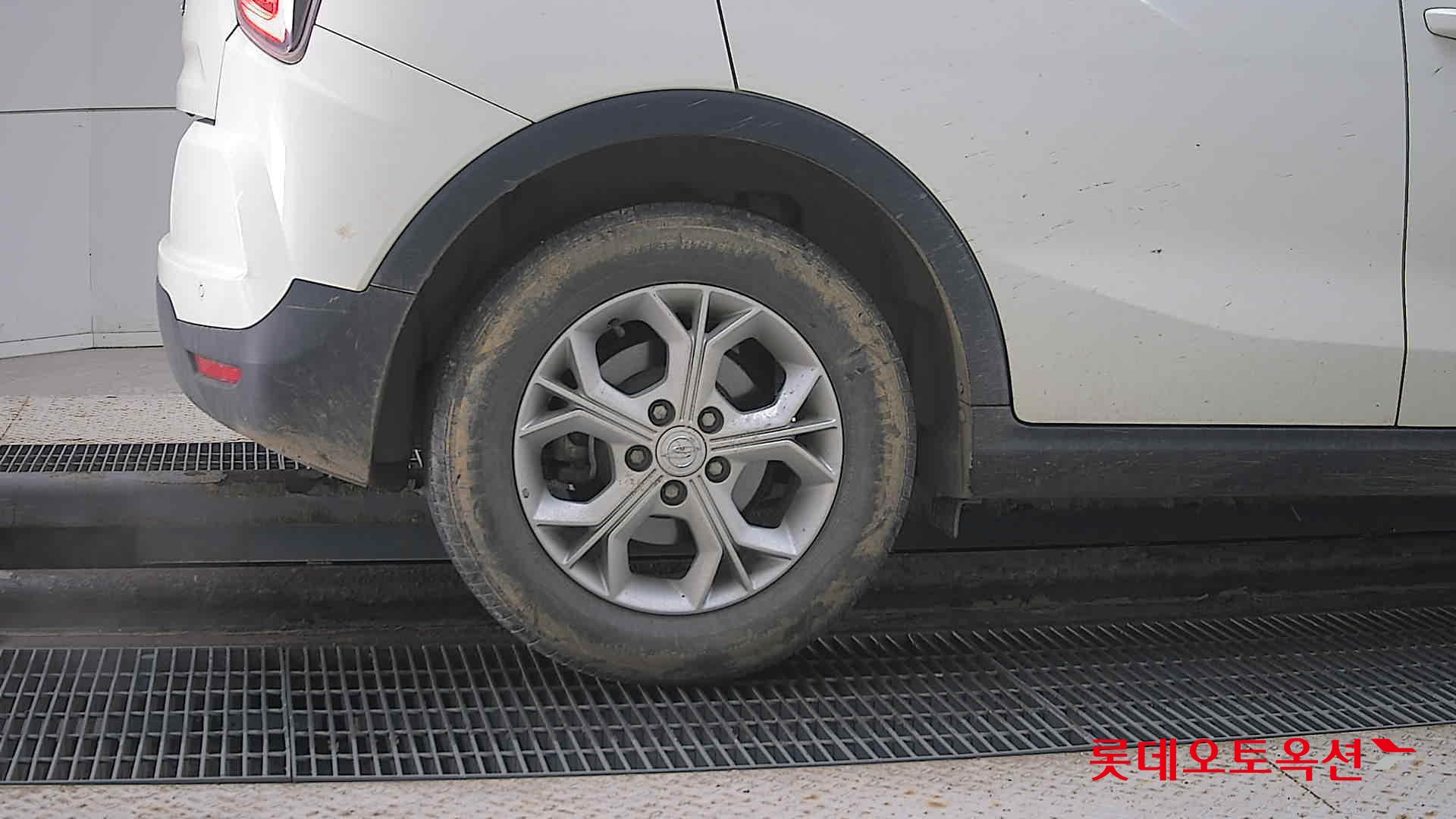 SsangYong Tivoli id 3441827 из Кореи 24