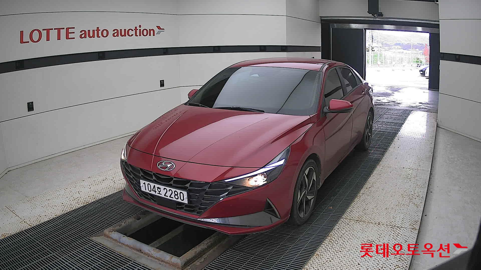 Hyundai Avante 2021 Fire Red из Кореи