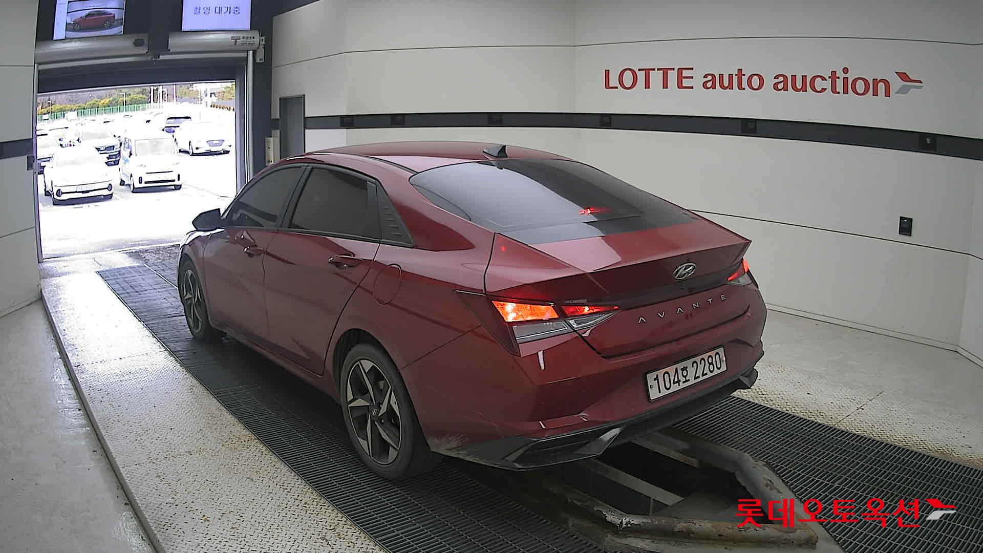 Hyundai Avante 2021 Fire Red из Кореи, фото 6