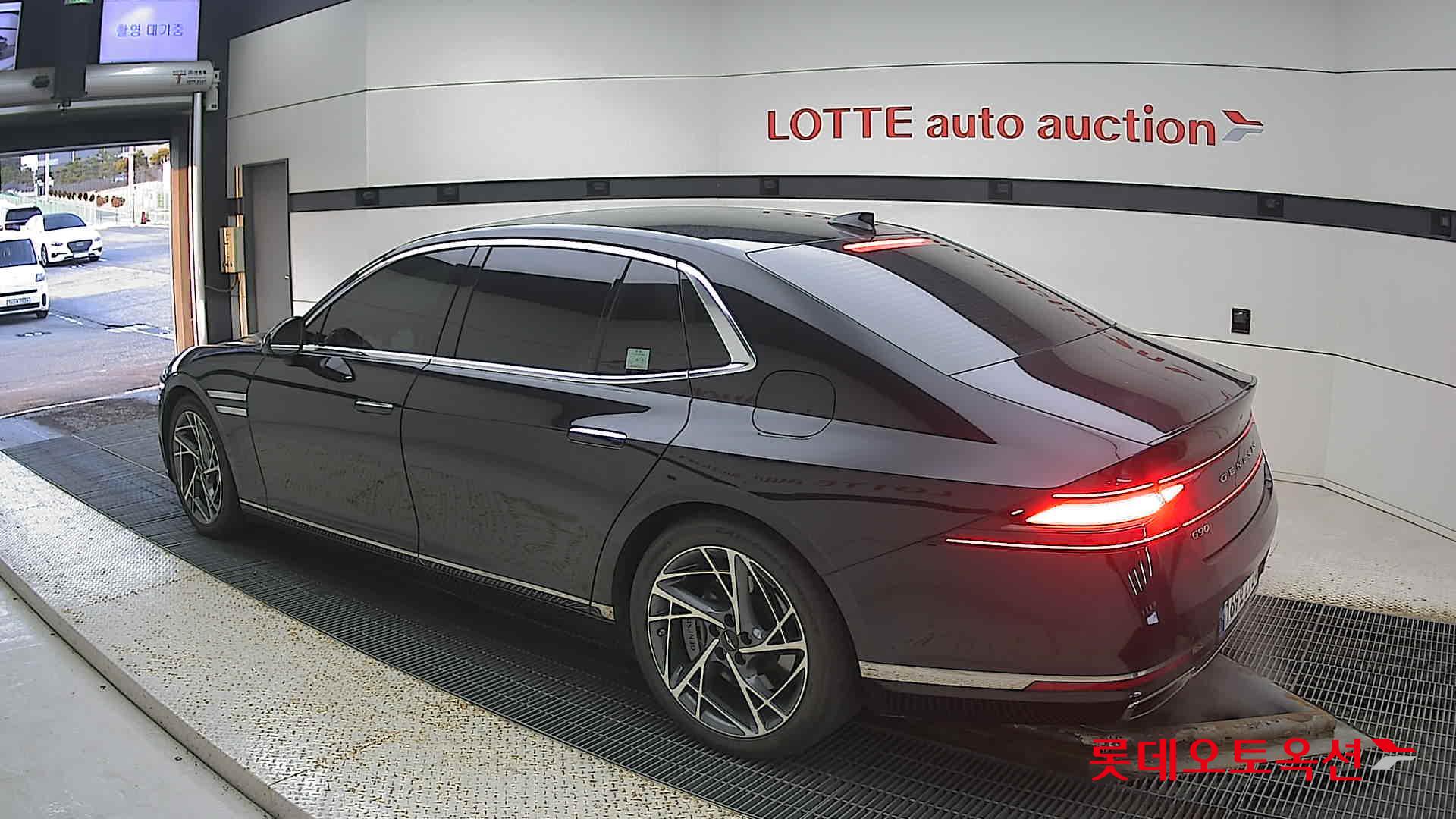 Hyundai G90 id 3436557 из Кореи 10