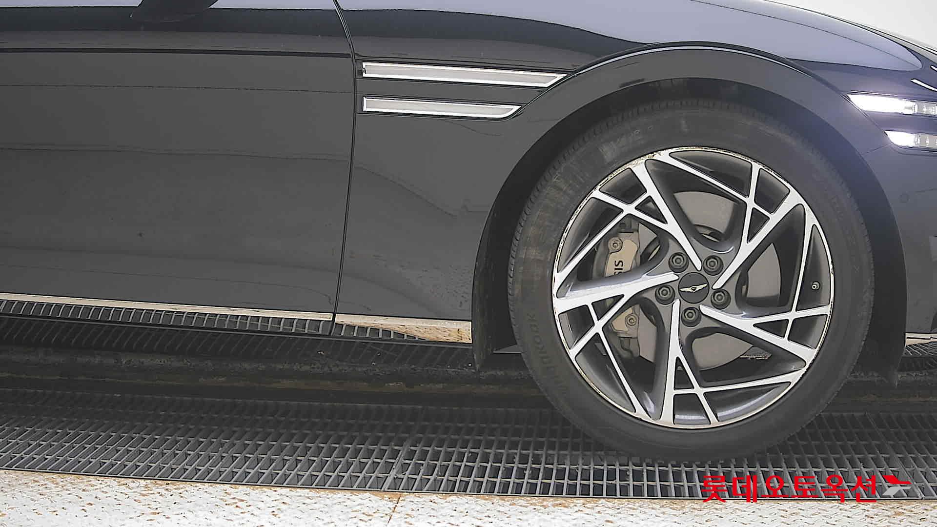 Hyundai G90 id 3436557 из Кореи 23