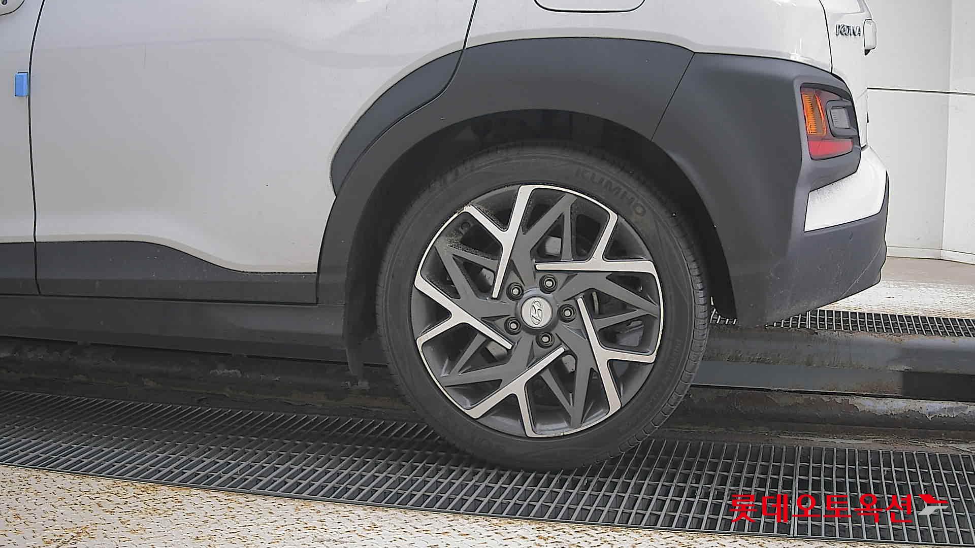 Hyundai Kona Hybrid id 3441764 из Кореи 22