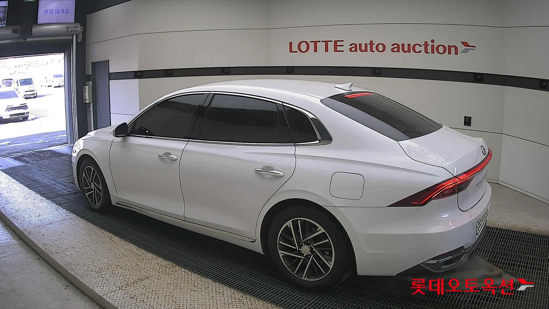 Hyundai Grandeur id 3628774 из Кореи 10