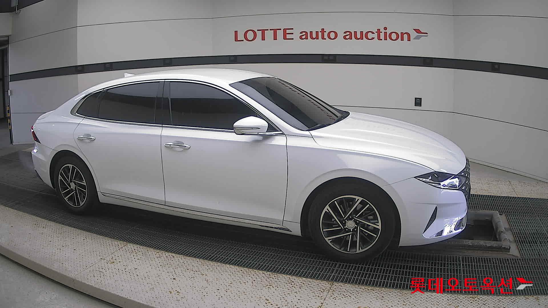 Hyundai Grandeur id 3628774 из Кореи 17