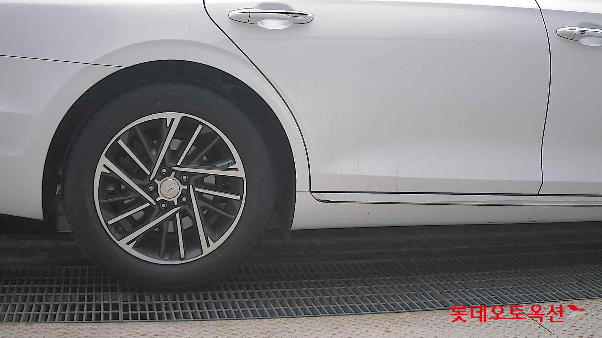 Hyundai Grandeur id 3628774 из Кореи 24