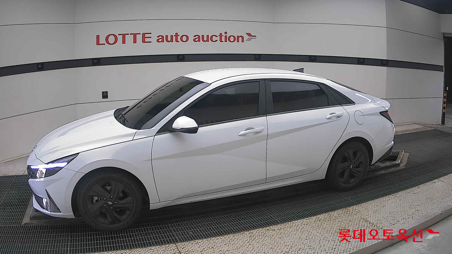 Hyundai Avante id 3436623 из Кореи 12