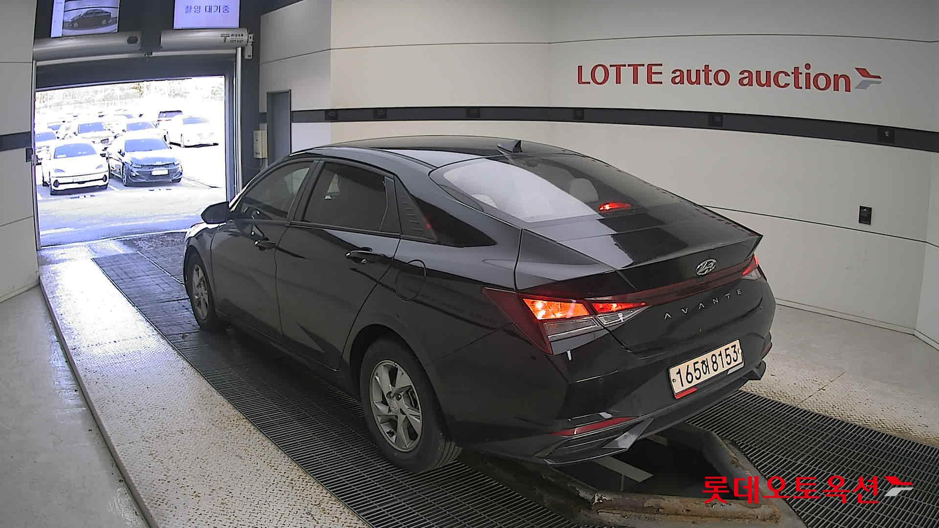 Hyundai Avante 2022 Phantom Black Pearl из Кореи, фото 6