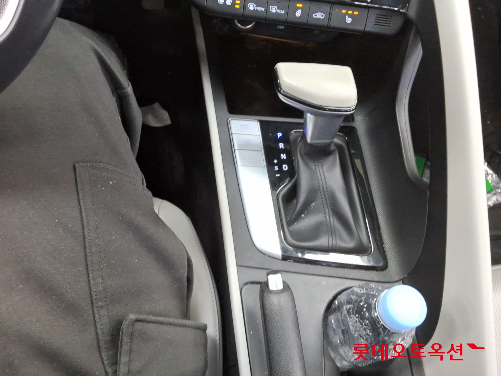 Hyundai Avante id 3436594 из Кореи 32