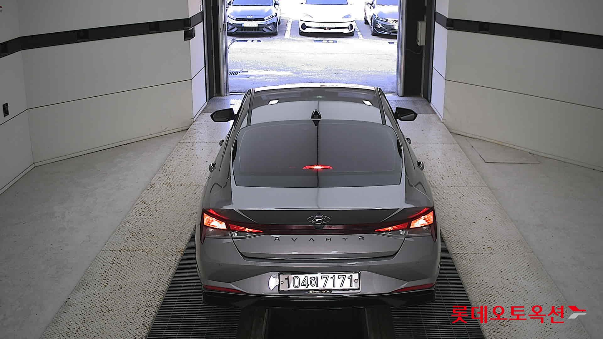 Hyundai Avante 2021 Fluid Metal из Кореи, фото 5