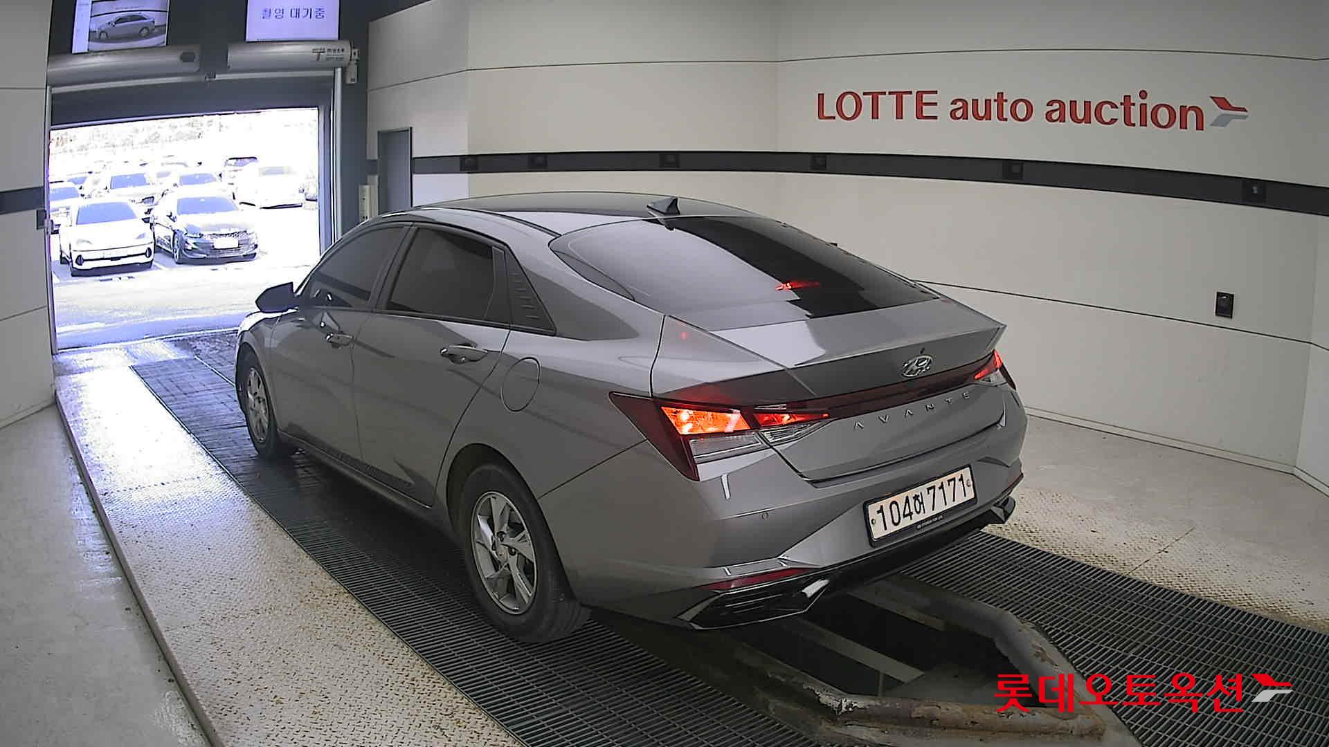 Hyundai Avante 2021 Fluid Metal из Кореи, фото 6