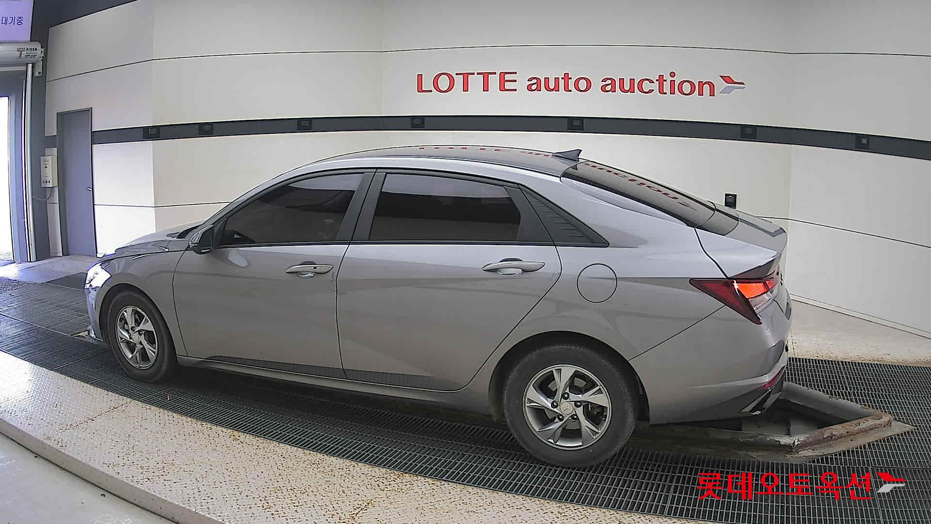 Hyundai Avante id 3436579 из Кореи 11