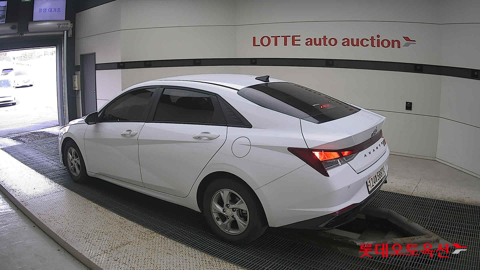 Hyundai Avante id 3441747 из Кореи 10