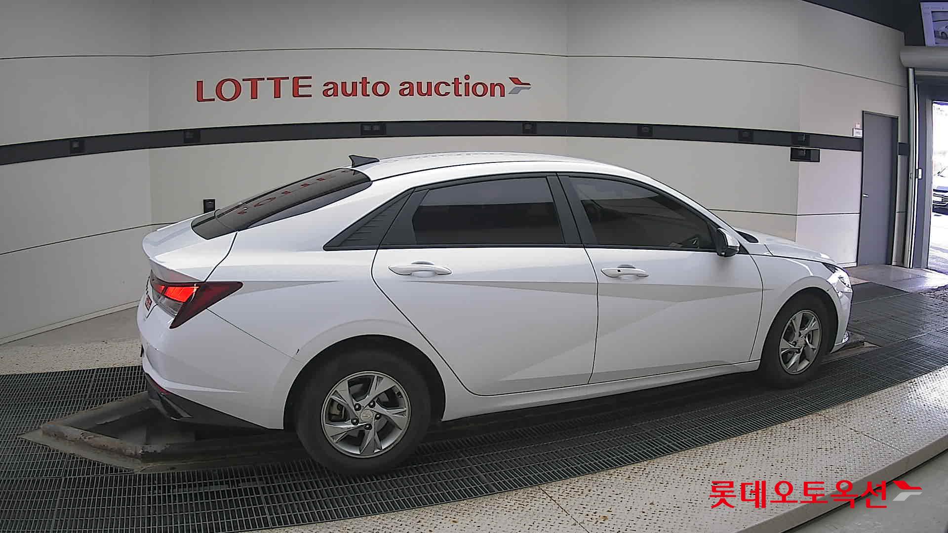 Hyundai Avante id 3441747 из Кореи 18