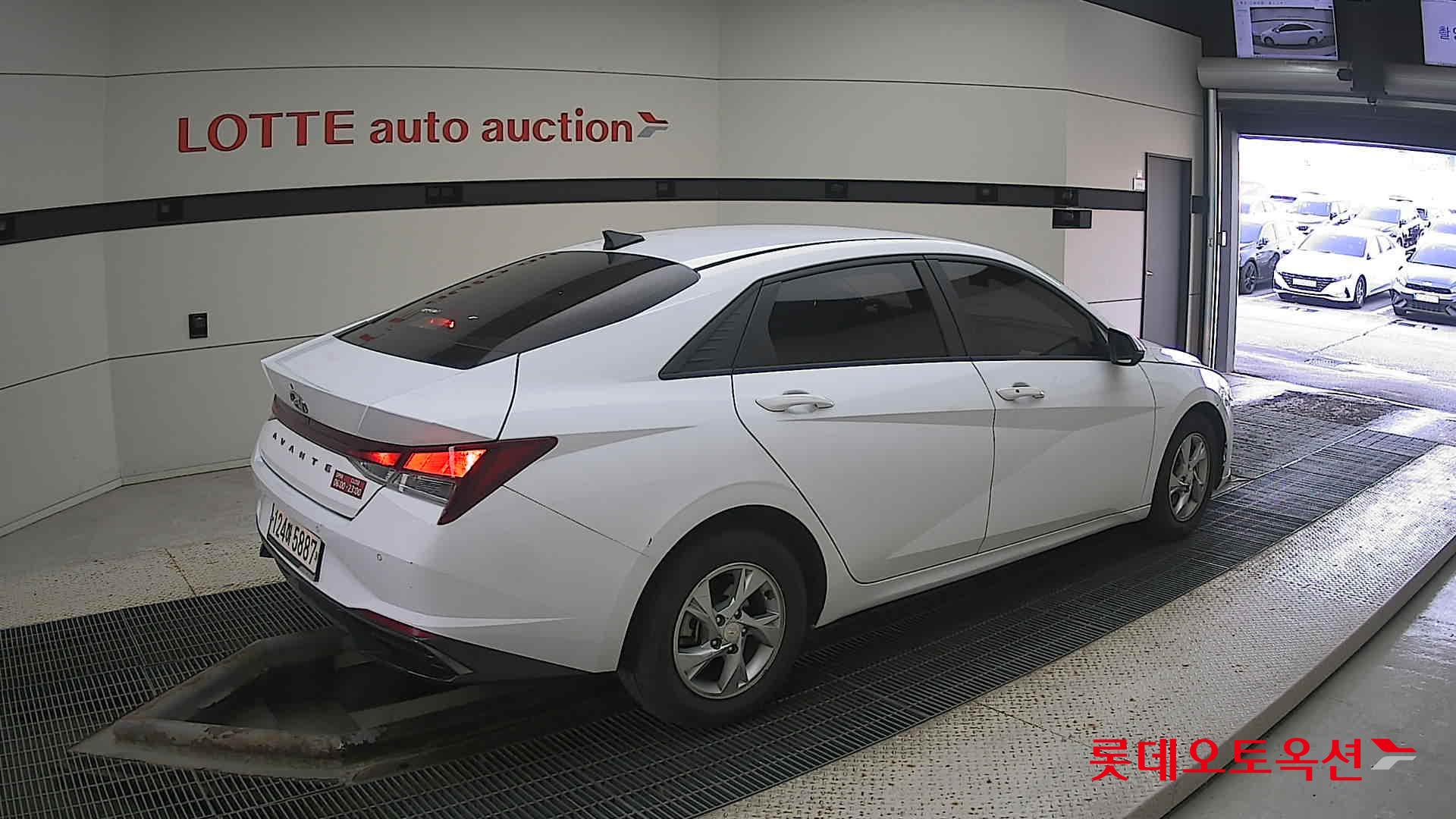 Hyundai Avante id 3441747 из Кореи 19