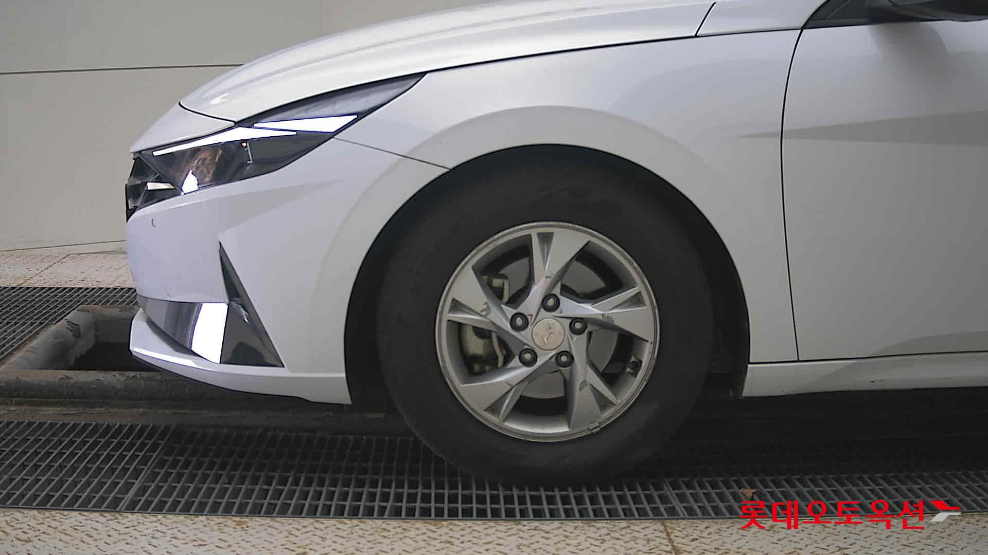 Hyundai Avante id 3441747 из Кореи 21