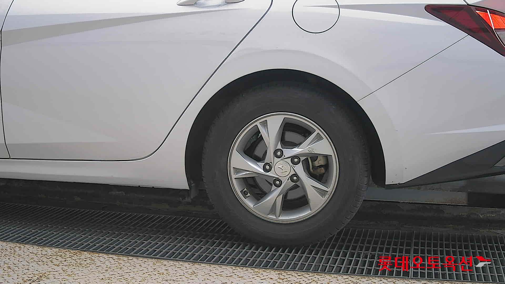 Hyundai Avante id 3441747 из Кореи 22