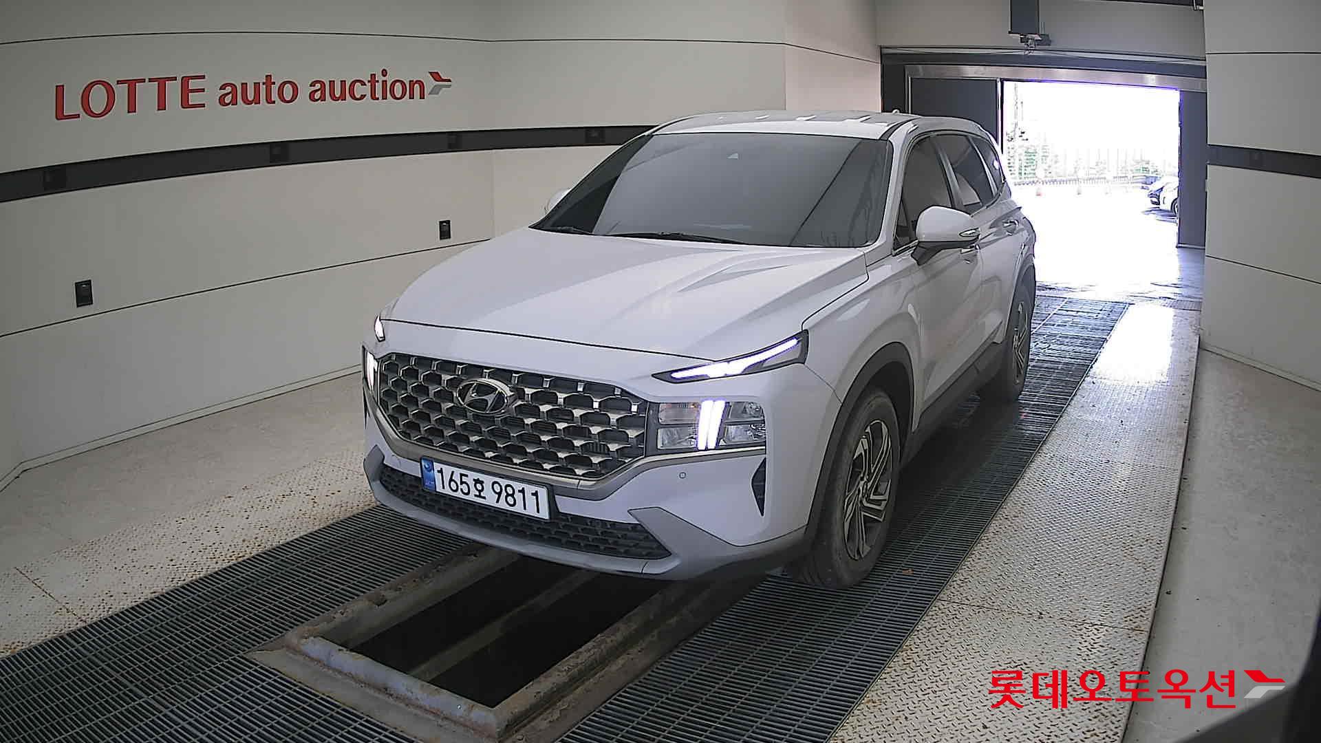 Hyundai Santa Fe 2022 Glassier White Metallic из Кореи