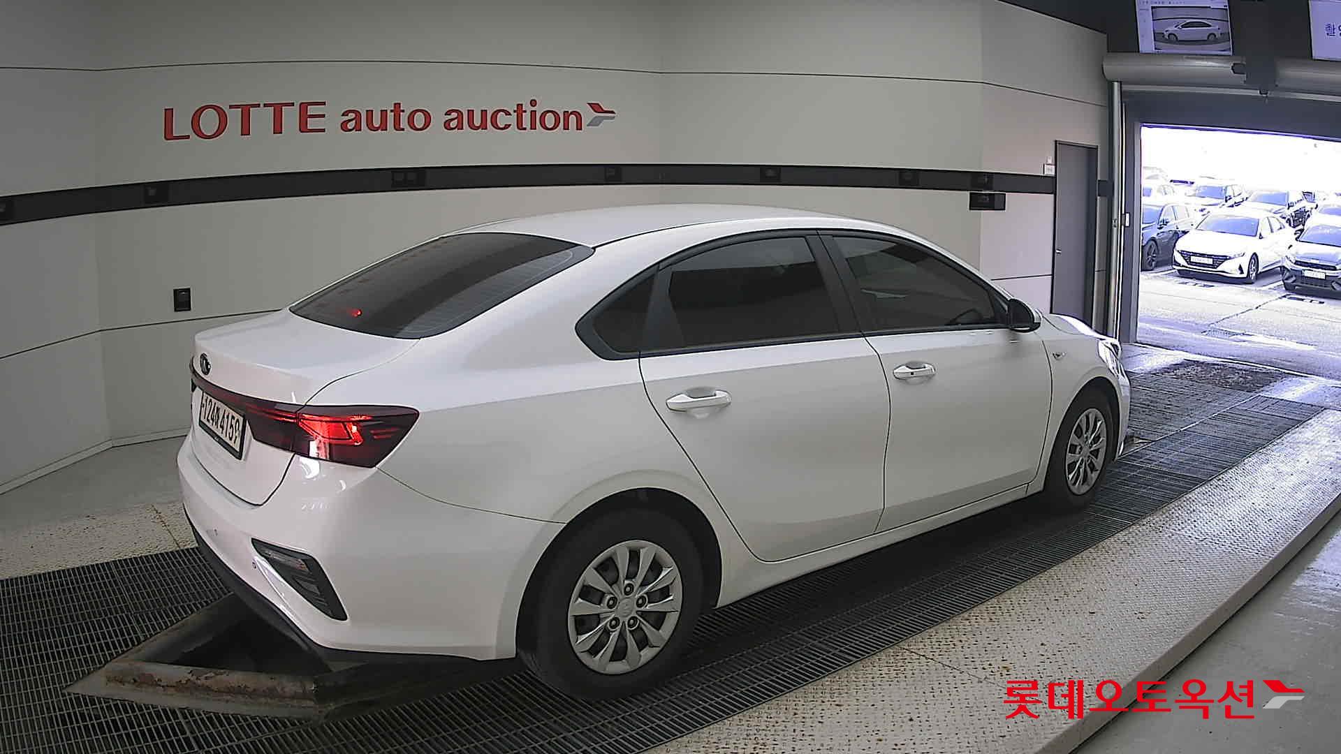 Kia K3 id 3441796 из Кореи 19