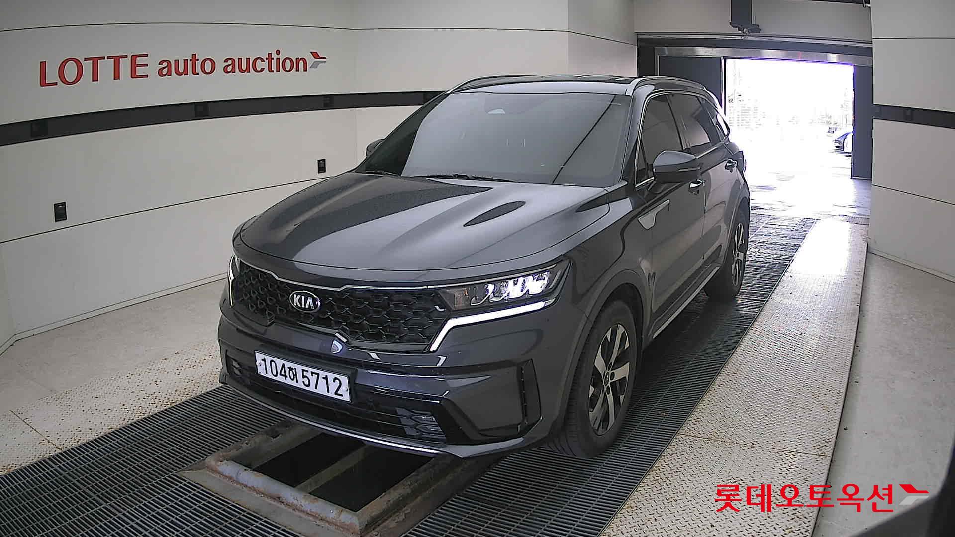 Kia Sorento 2021 Platinium Graphite из Кореи