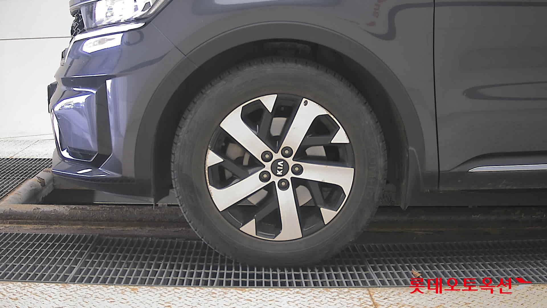 Kia Sorento id 3436646 из Кореи 21