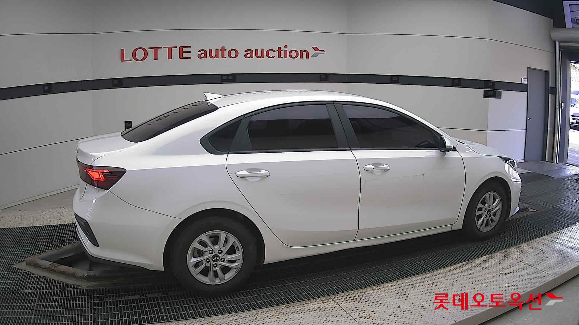 Kia K3 id 3436641 из Кореи 18