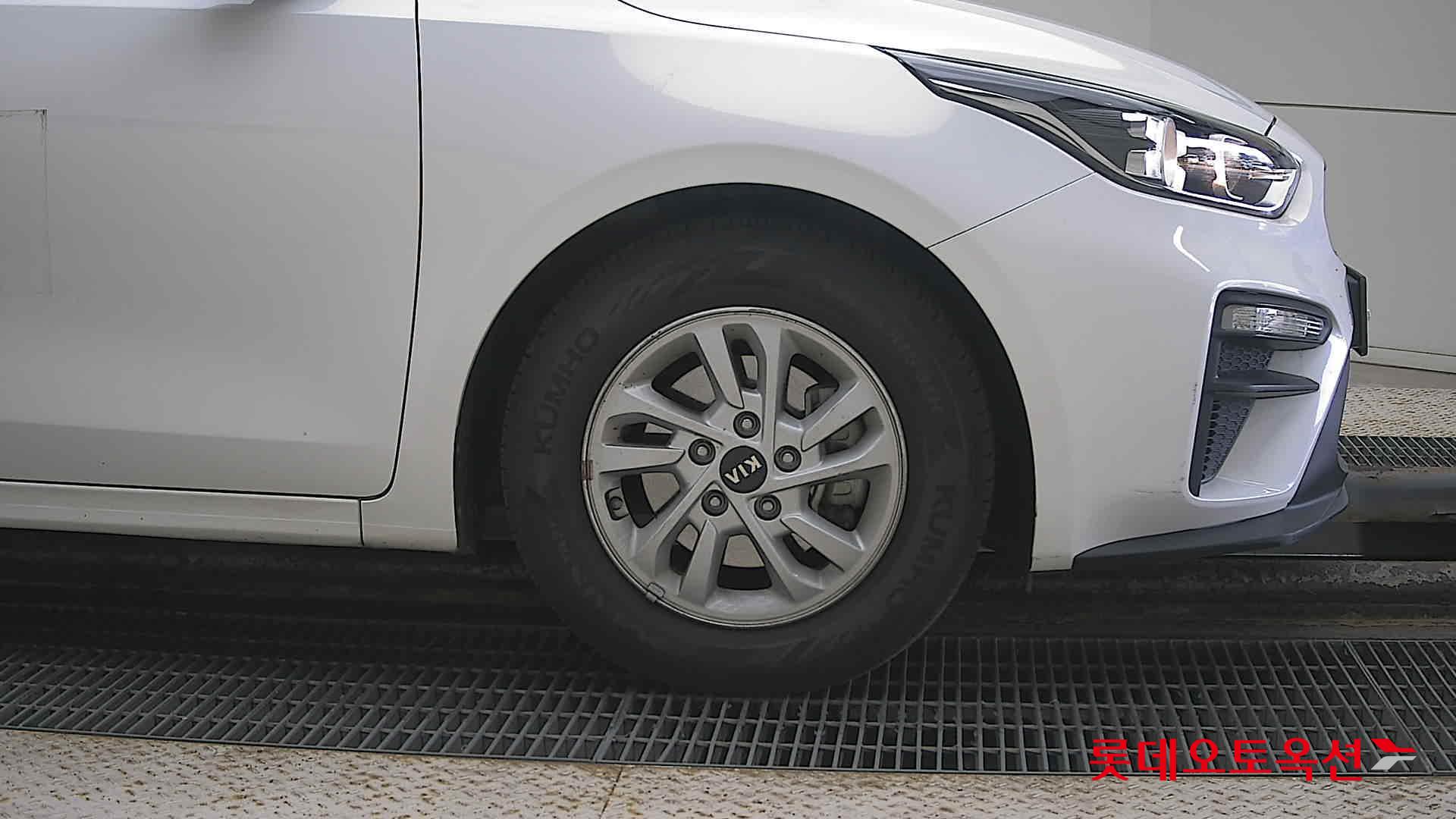 Kia K3 id 3436641 из Кореи 23