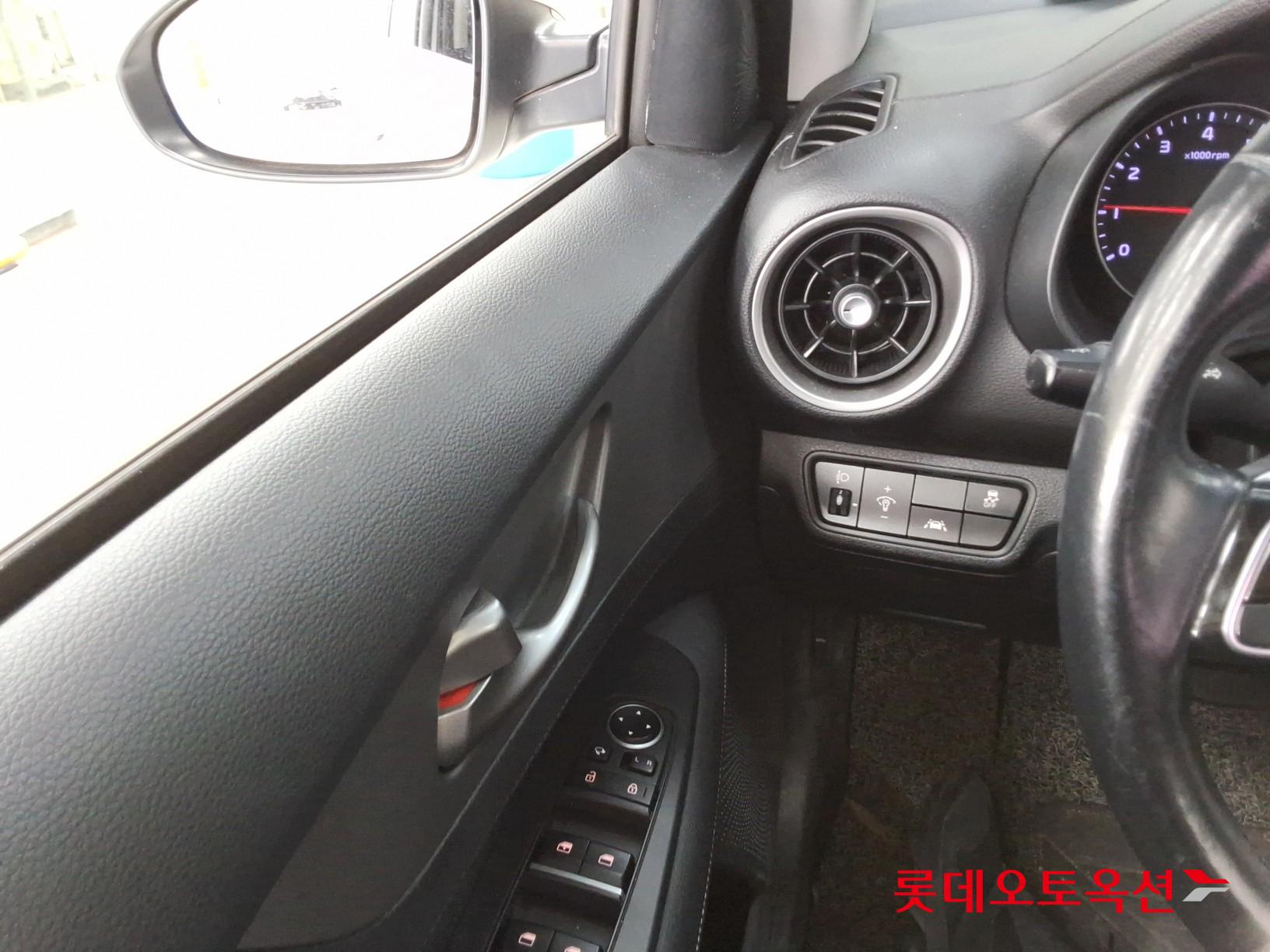 Kia K3 id 3436641 из Кореи 28