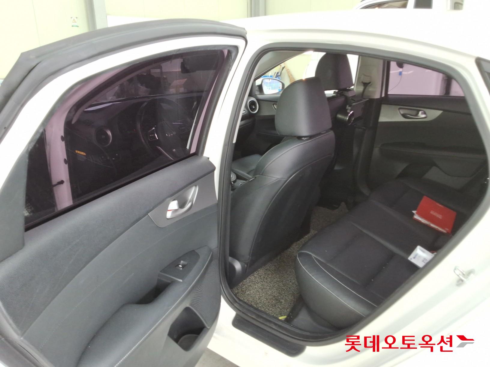 Kia K3 id 3436641 из Кореи 35